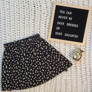 ❗2 for $20❗Floral skirt